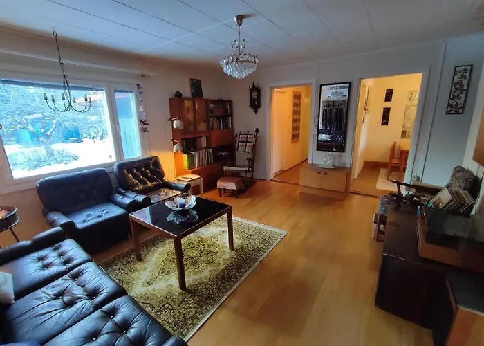 The Blue House ססטמאלה